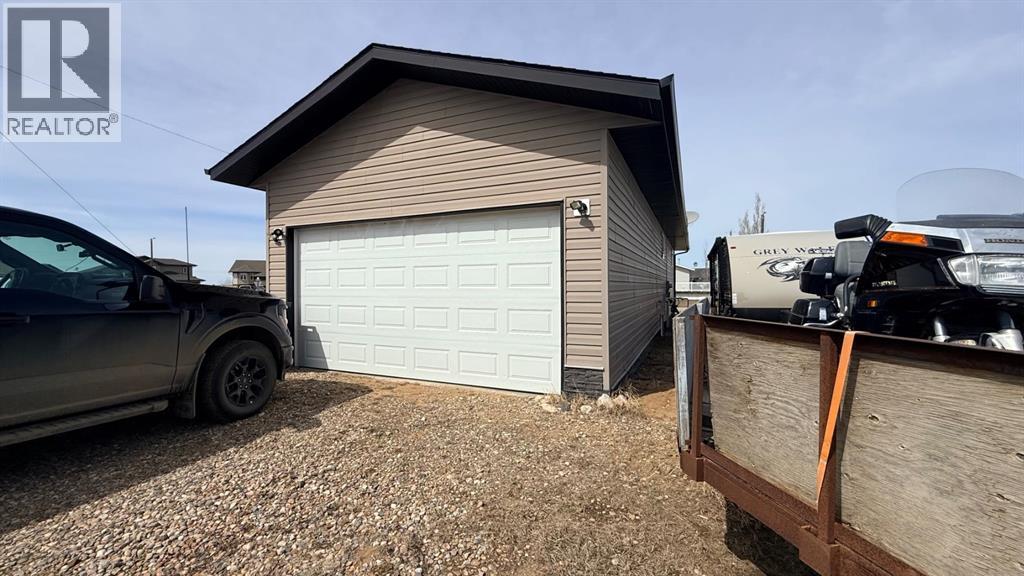 403 5 Street, Marwayne, Alberta  T0B 2X0 - Photo 8 - A2306733