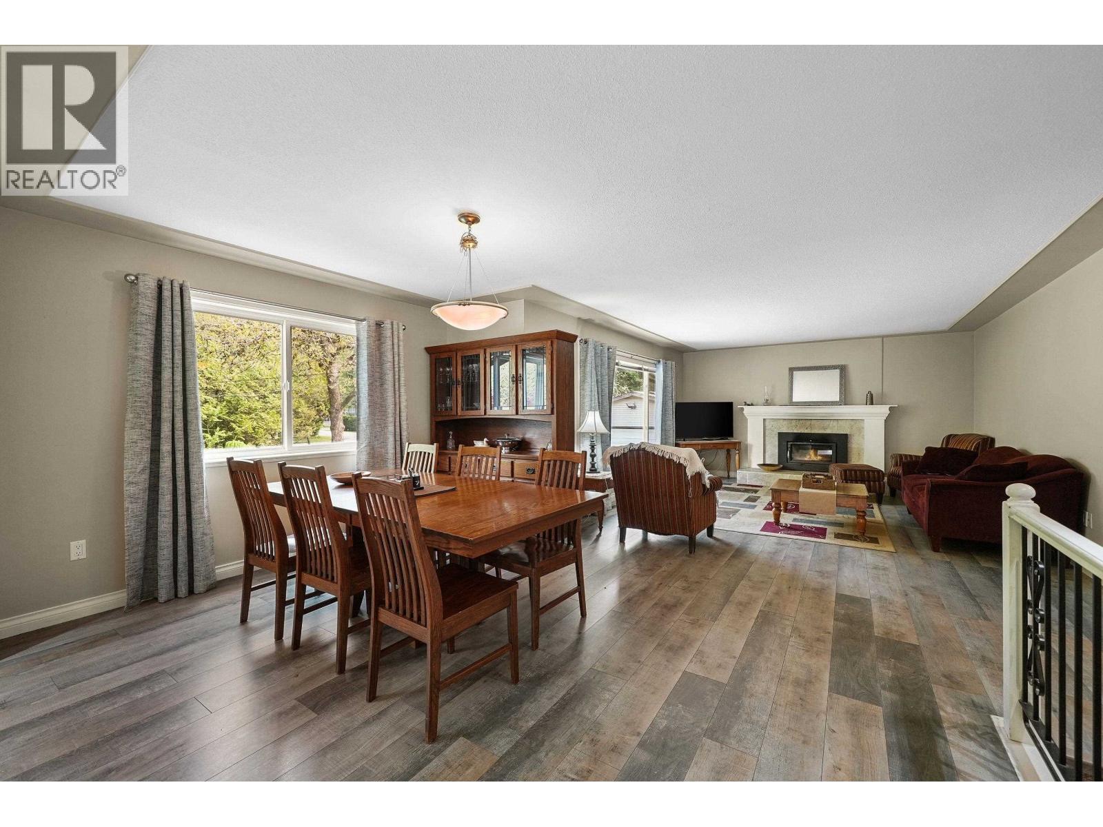 27924 112 Street, Maple Ridge, British Columbia  V2W 1M9 - Photo 6 - R3118099