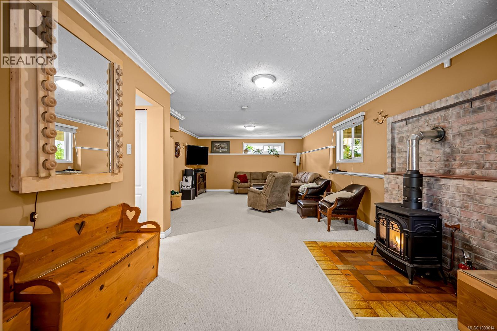 1540 Hobson Ave, Courtenay, British Columbia  V9N 6N9 - Photo 6 - 1033614