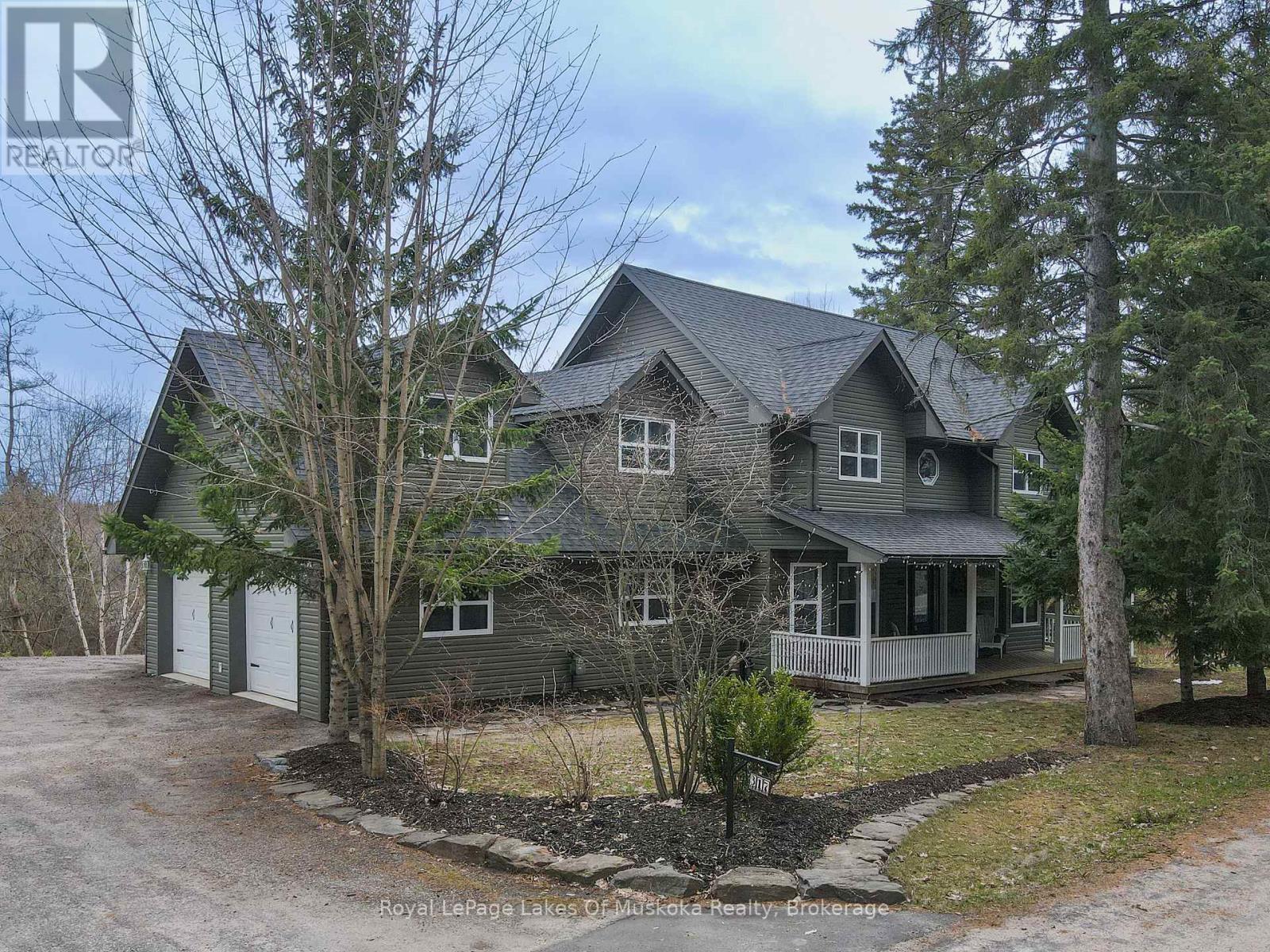 317 FALCON ROAD, Huntsville, Ontario