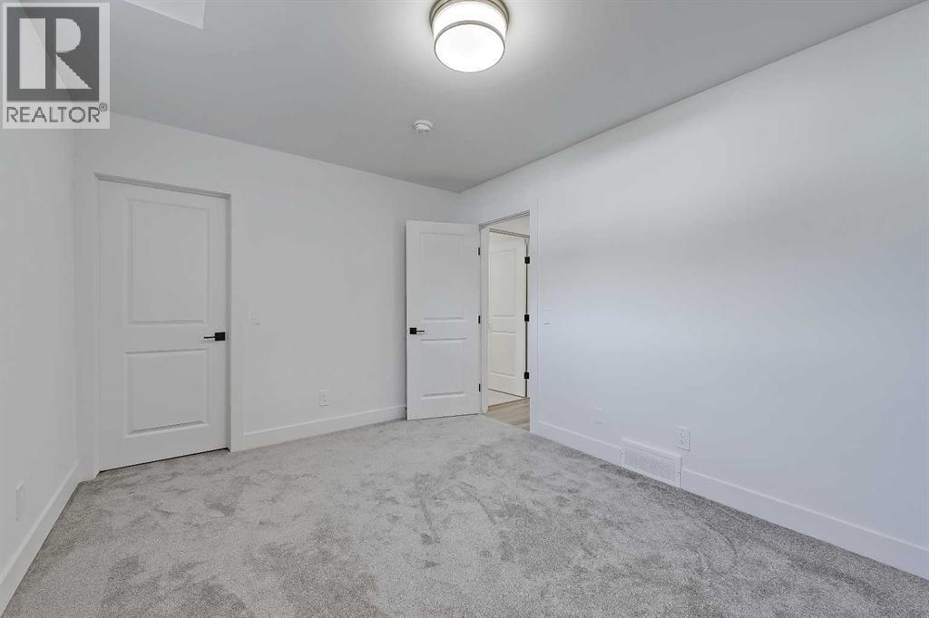 518 22 Avenue NW, Calgary, Alberta  T2M 1N6 - Photo 36 - A2277951