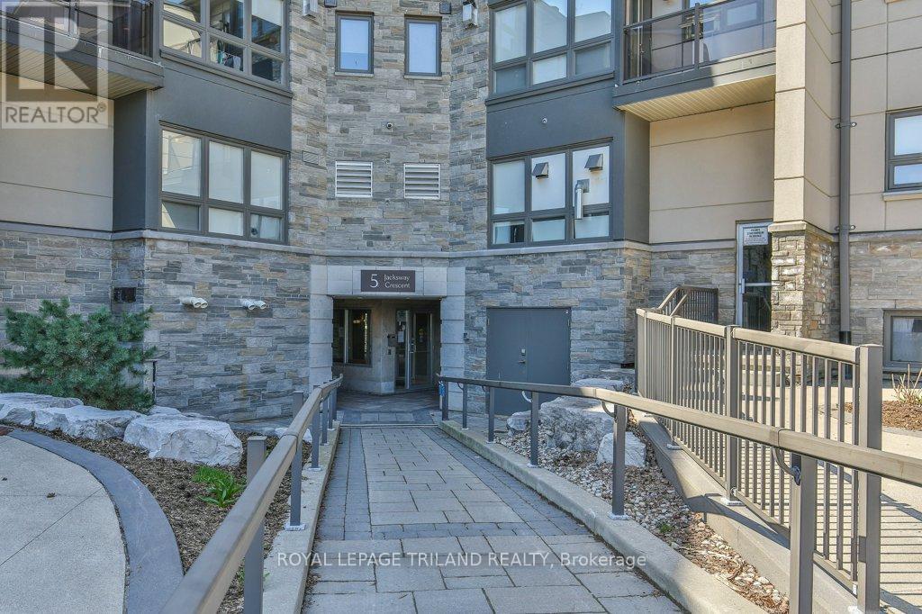 104 - 5 Jacksway Crescent, London North, Ontario  N5X 3T6 - Photo 3 - X13066182