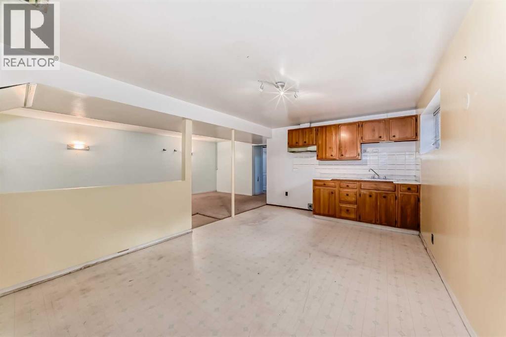921 Mckinnon Drive Ne, Calgary, Alberta  T2E 7B5 - Photo 25 - A2303810