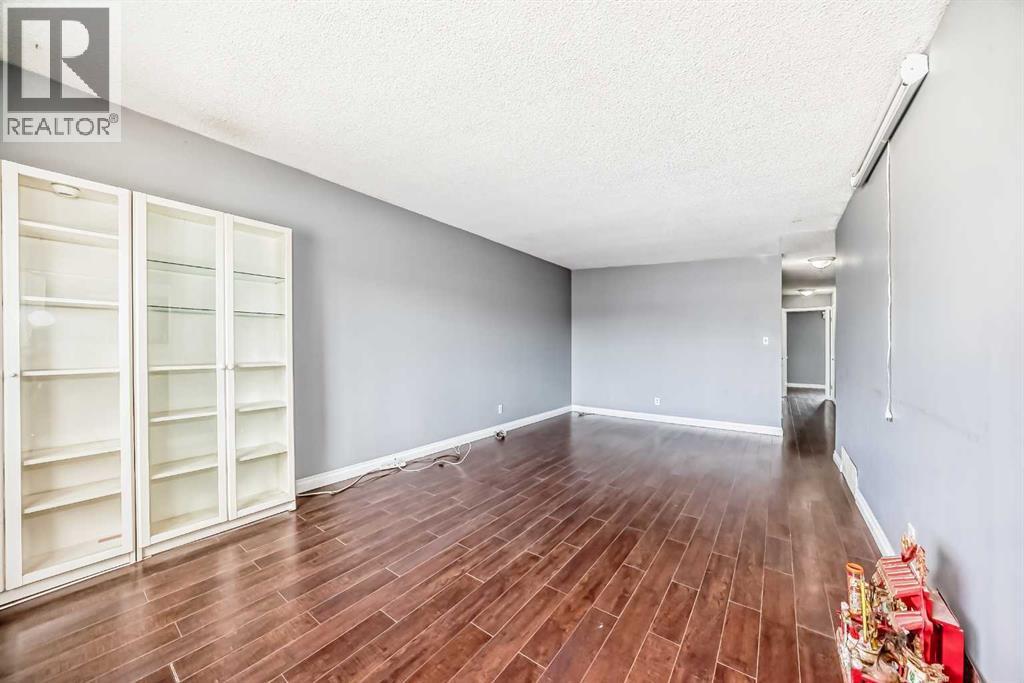 921 Mckinnon Drive Ne, Calgary, Alberta  T2E 7B5 - Photo 12 - A2303810