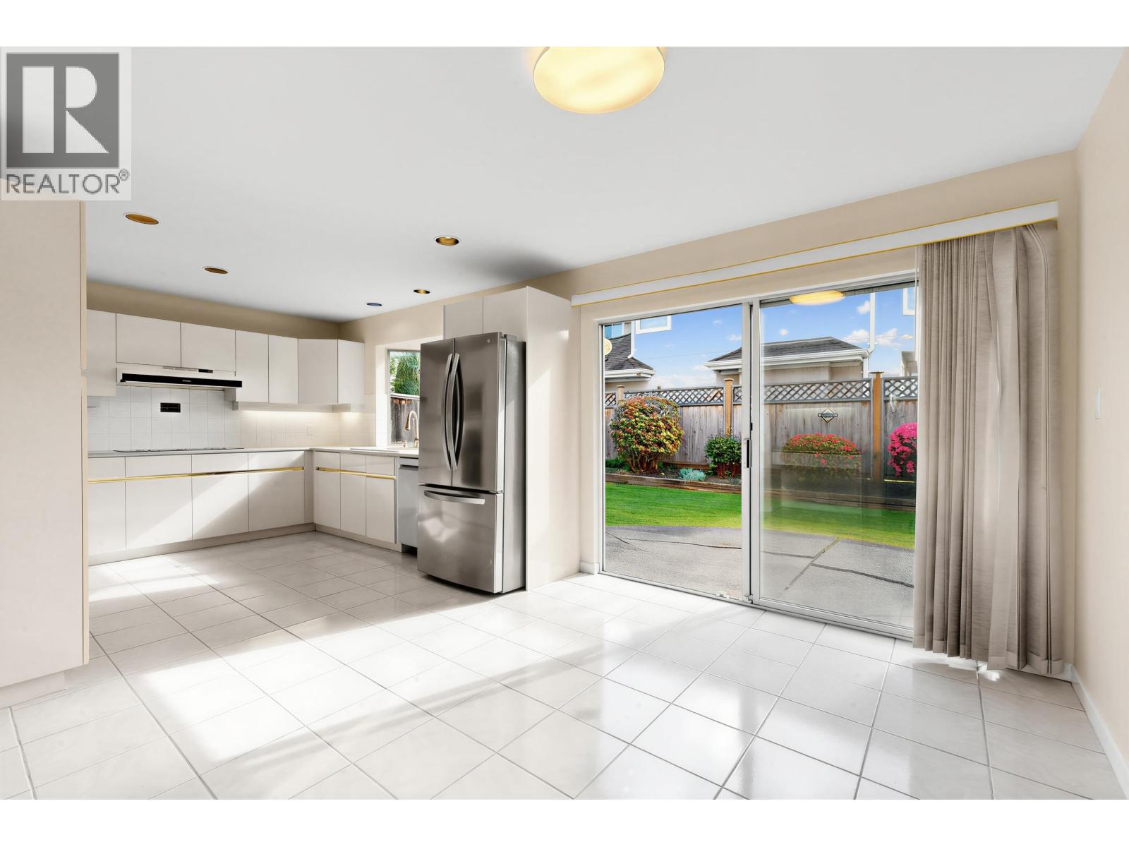 3555 Mckay Drive, Richmond, British Columbia  V6X 3R7 - Photo 3 - R3118152