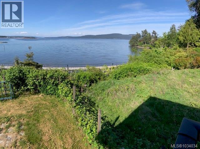 4 Hayhurst Cres, Crofton, British Columbia