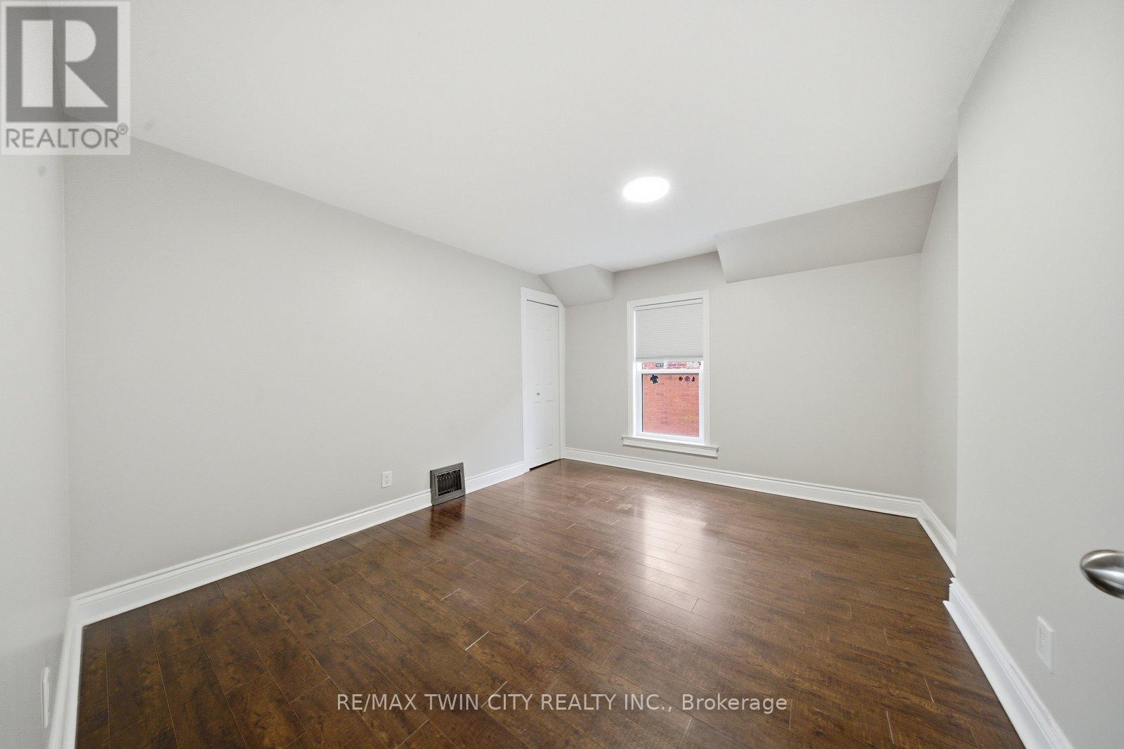 188 Grand River Avenue, Brantford, Ontario  N3T 4X9 - Photo 22 - X12915518