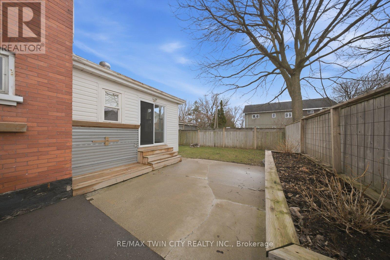 188 Grand River Avenue, Brantford, Ontario  N3T 4X9 - Photo 33 - X12915518