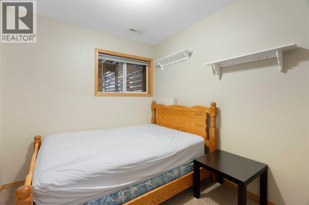 622 3 Street, Strathmore, Alberta  T1P 1S3 - Photo 21 - A2287945