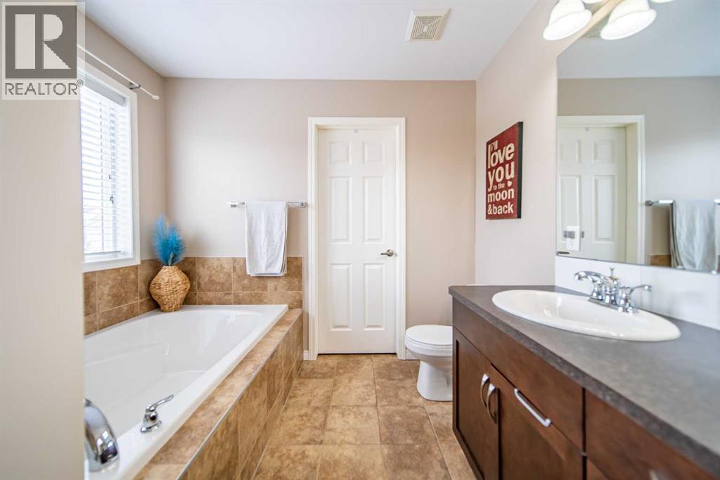 322 Windridge View Sw, Airdrie, Alberta  T4B 3R9 - Photo 23 - A2294830