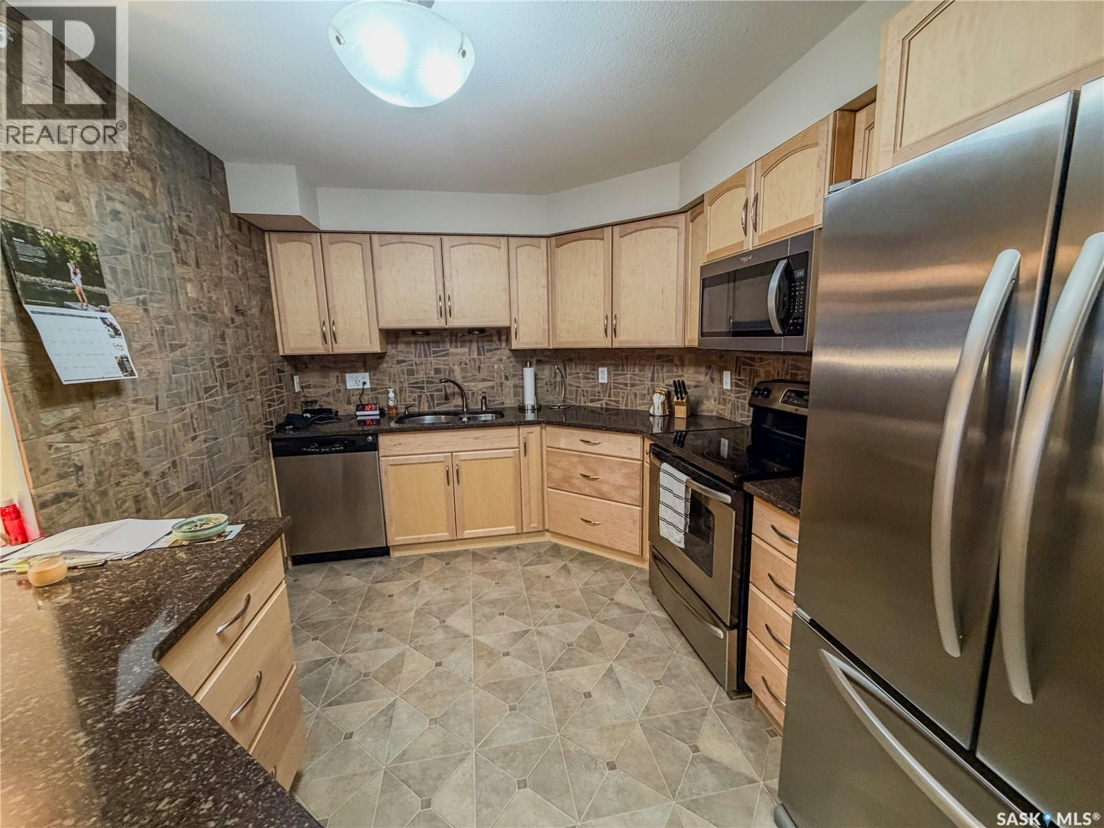 306 345 Morrison Drive, Yorkton, Saskatchewan  S3N 3C4 - Photo 2 - SK027904