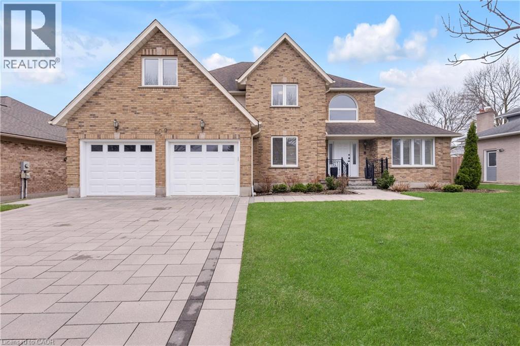 579 PARADISE Crescent, Waterloo, Ontario