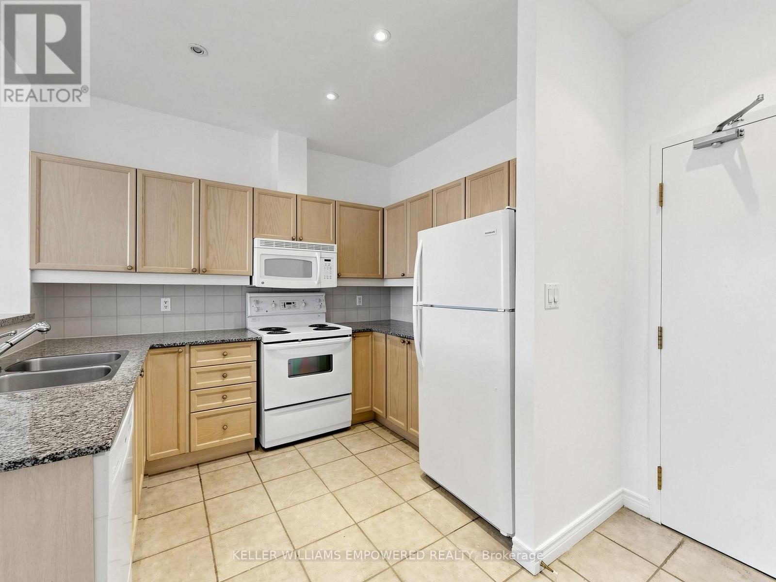 316 - 1 Leaside Park Drive, Toronto, Ontario  M4H 1R1 - Photo 22 - C13066248