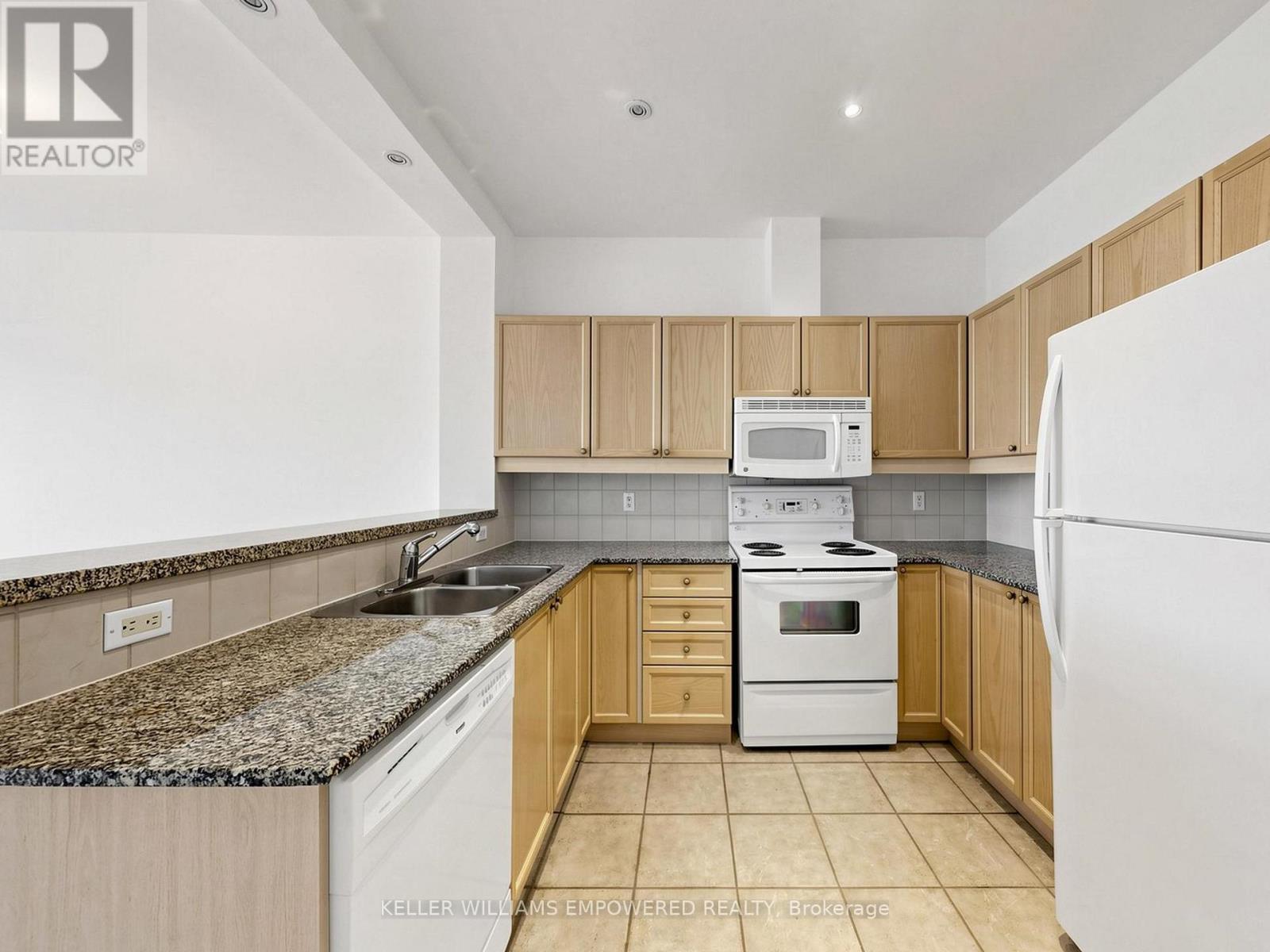 316 - 1 Leaside Park Drive, Toronto, Ontario  M4H 1R1 - Photo 23 - C13066248