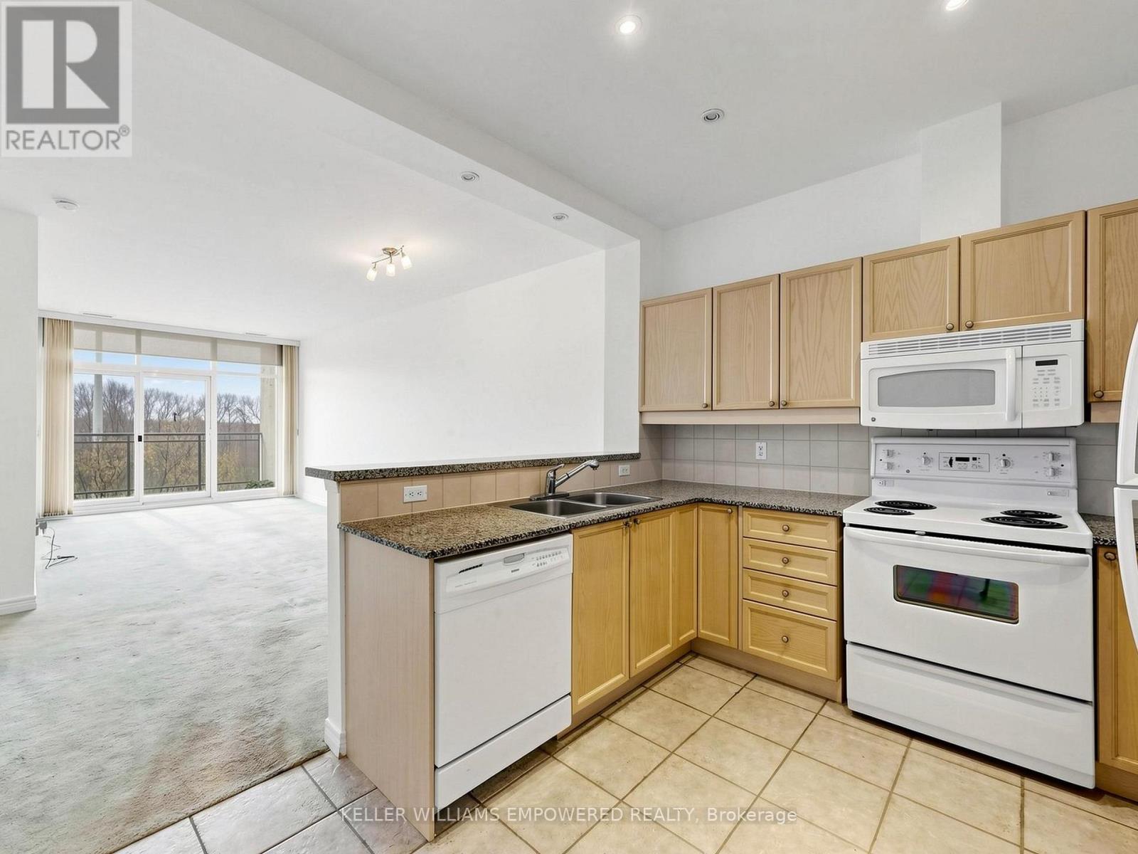 316 - 1 Leaside Park Drive, Toronto, Ontario  M4H 1R1 - Photo 24 - C13066248