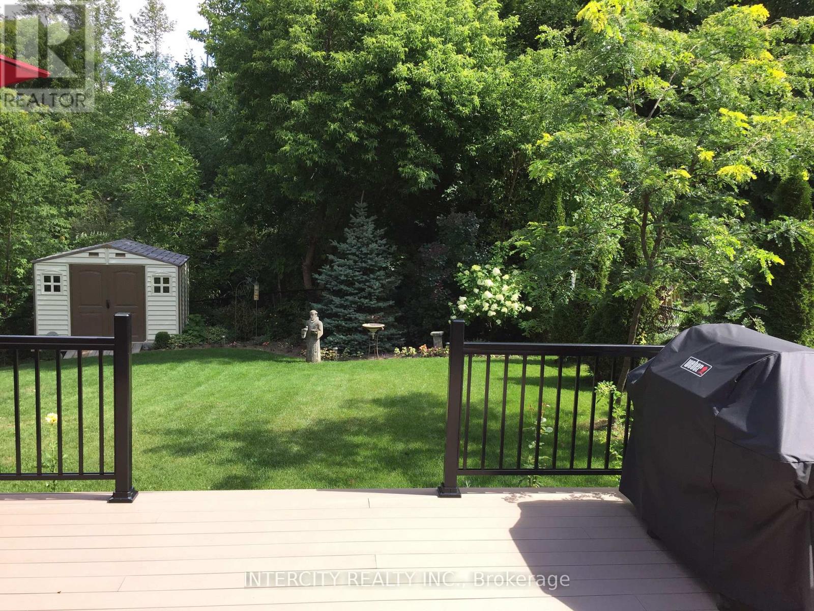 12 Sandbanks Drive, Richmond Hill, Ontario  L4E 3J5 - Photo 39 - N13064376
