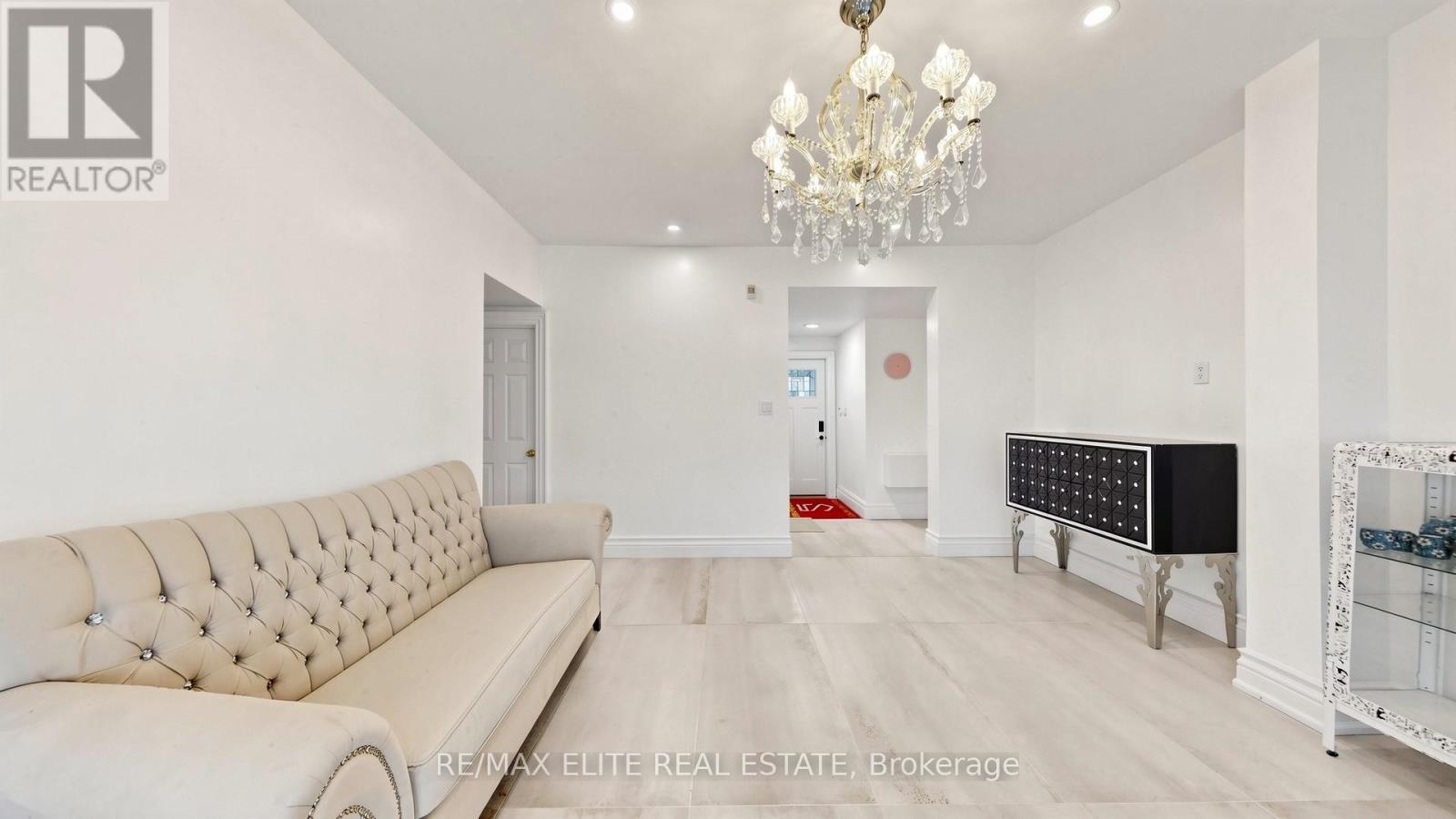 109 Main Street, Markham (Unionville), Ontario  L3R 2G1 - Photo 7 - N13066188