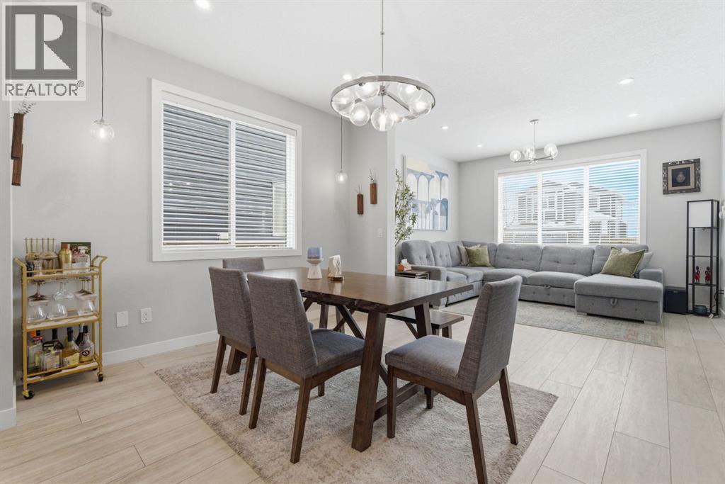 163 Chelsea Road, Chestermere, Alberta  T1X 1Z3 - Photo 4 - A2305764