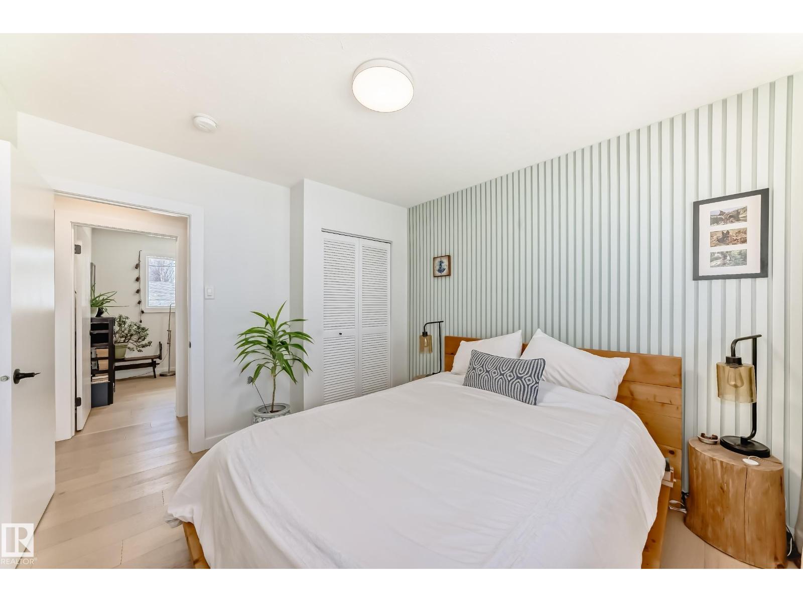 9323 70 Av Nw, Edmonton, Alberta  T6E 0T8 - Photo 16 - E4485049