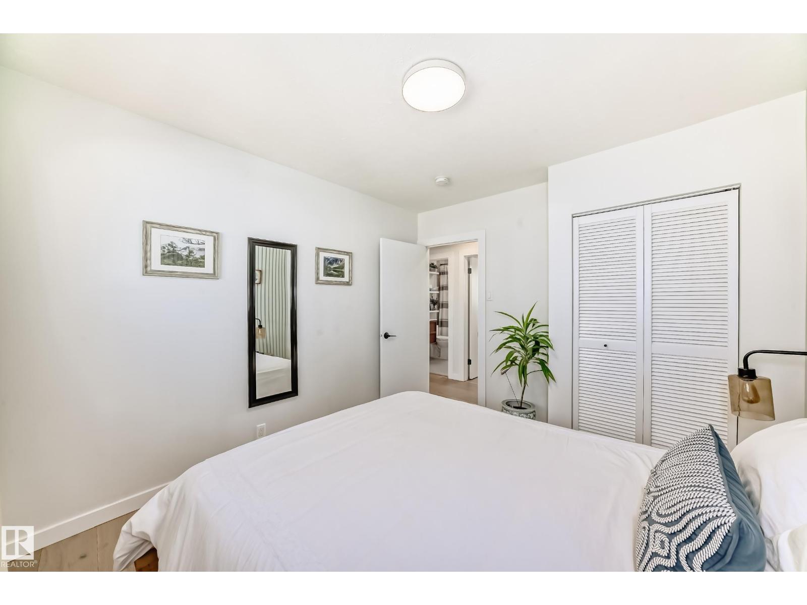9323 70 Av Nw, Edmonton, Alberta  T6E 0T8 - Photo 18 - E4485049