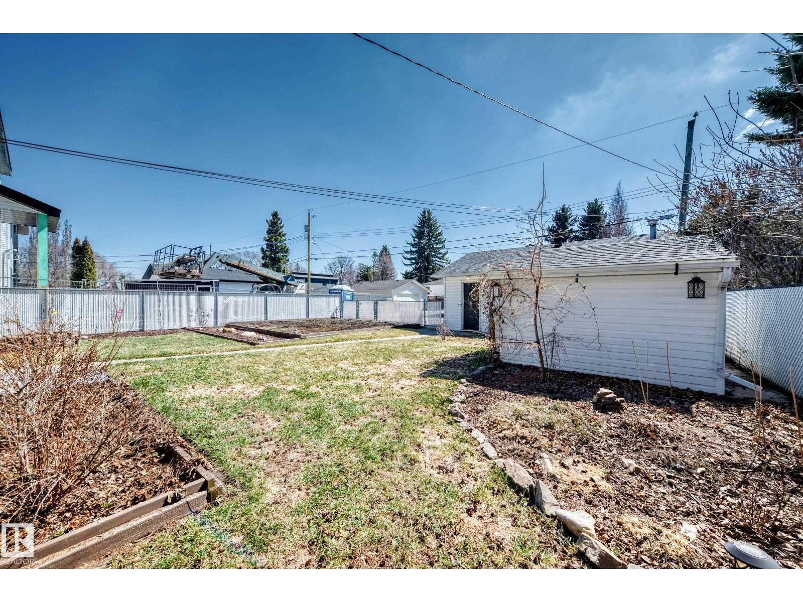 9323 70 Av Nw, Edmonton, Alberta  T6E 0T8 - Photo 45 - E4485049