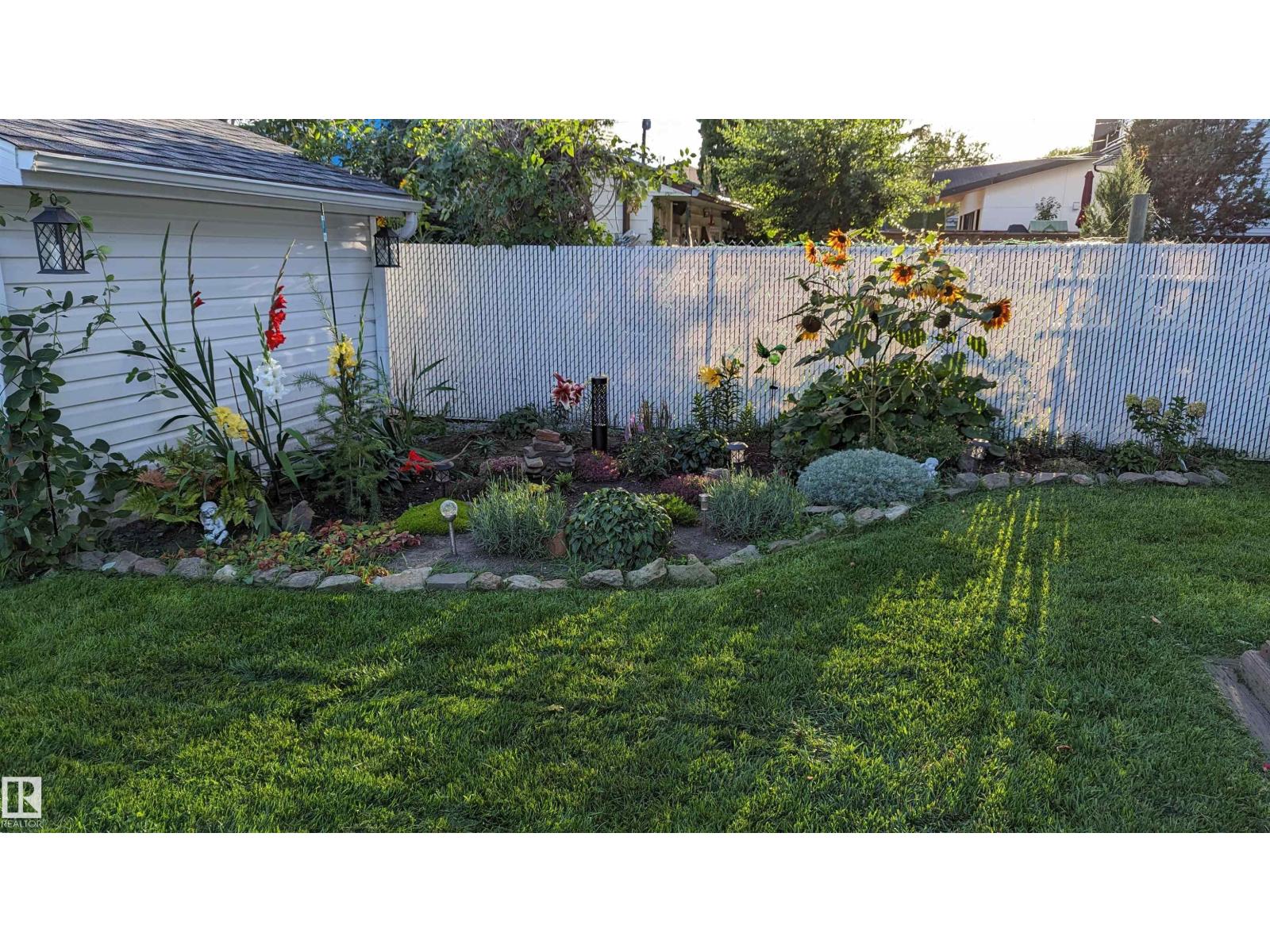 9323 70 Av Nw, Edmonton, Alberta  T6E 0T8 - Photo 50 - E4485049