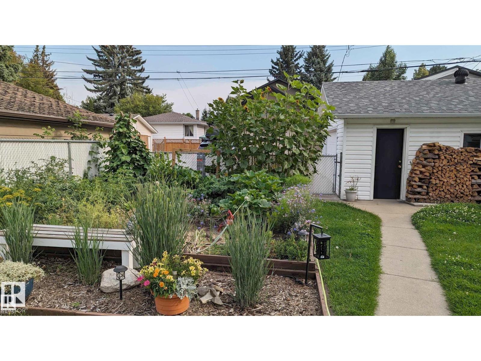 9323 70 Av Nw, Edmonton, Alberta  T6E 0T8 - Photo 51 - E4485049