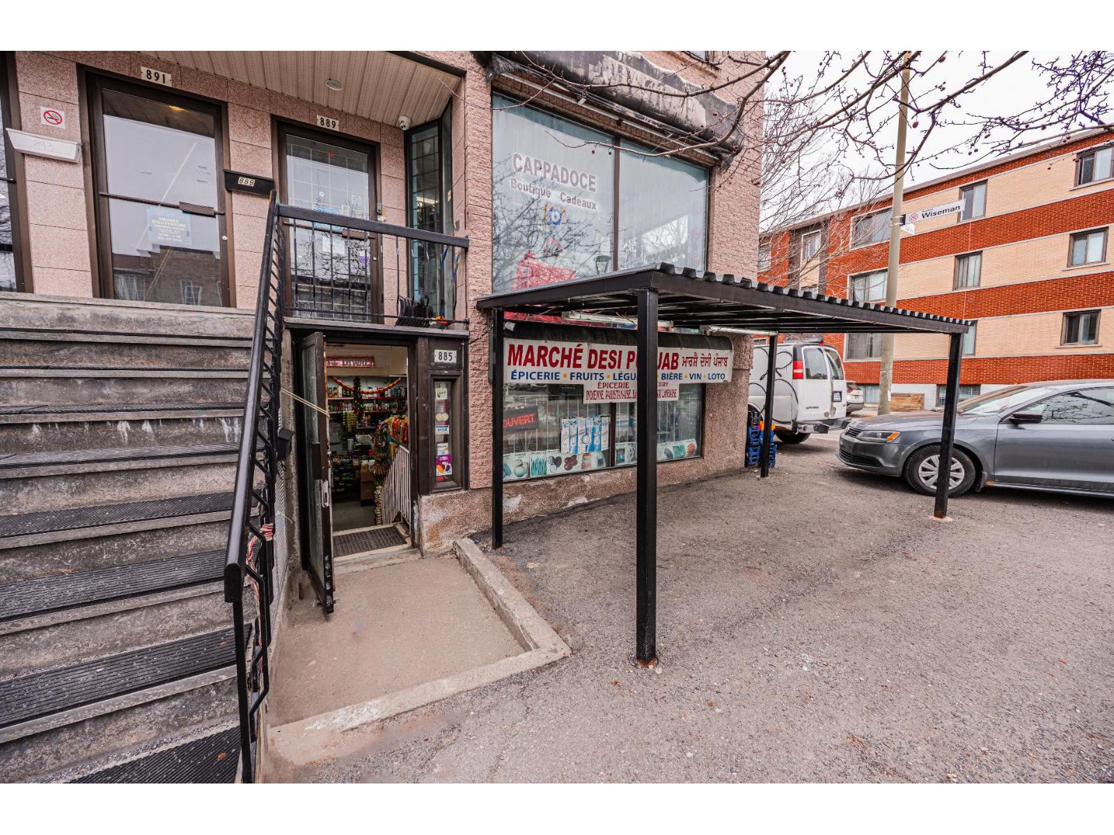 885 Av. Ogilvy Montréal (Villeray/Saint-Michel/Parc-Extension) Quebec Canada H3N1P2 2