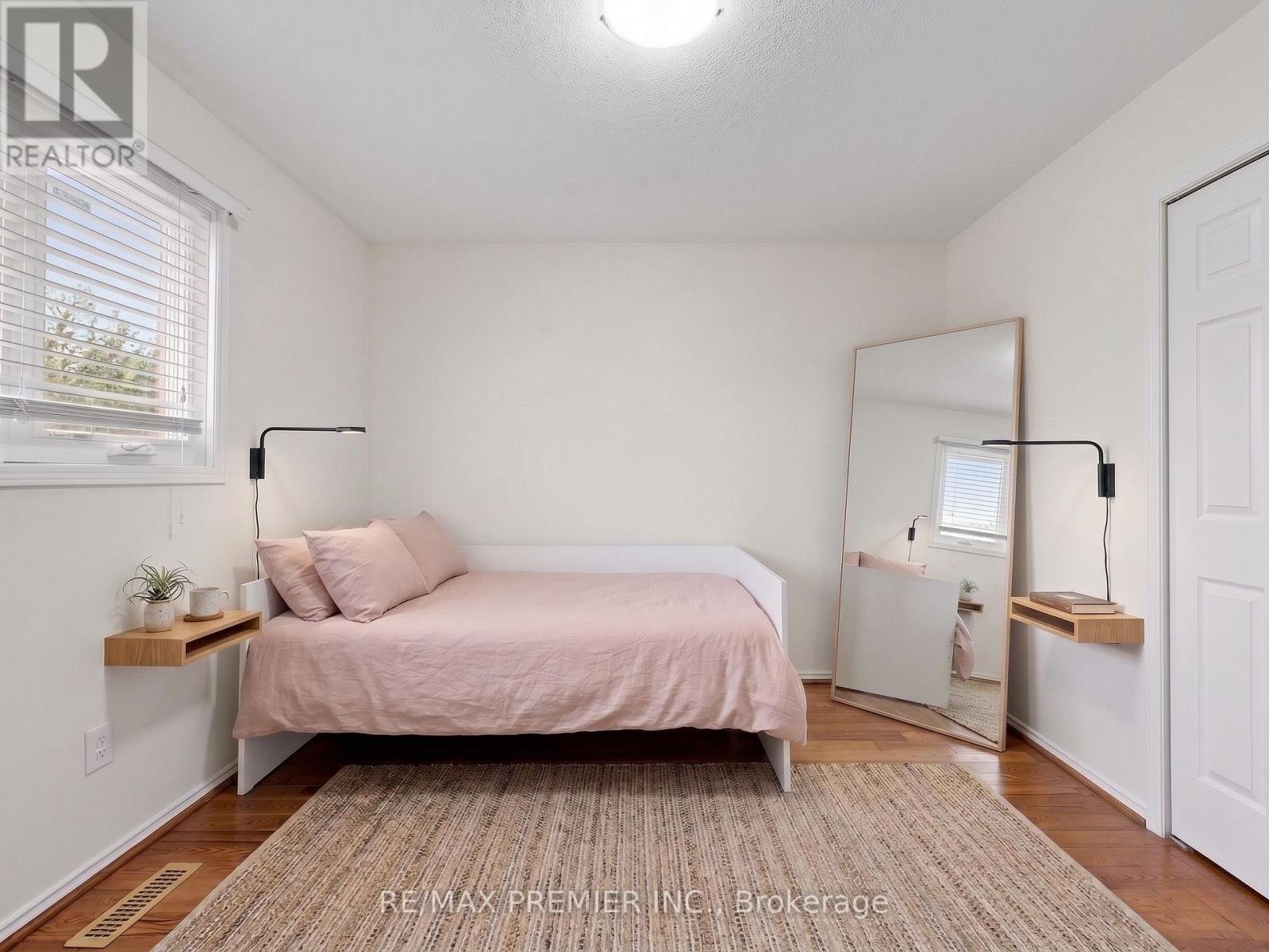 4579 Guildwood Way, Mississauga, Ontario  L5R 1Z2 - Photo 25 - W13062286