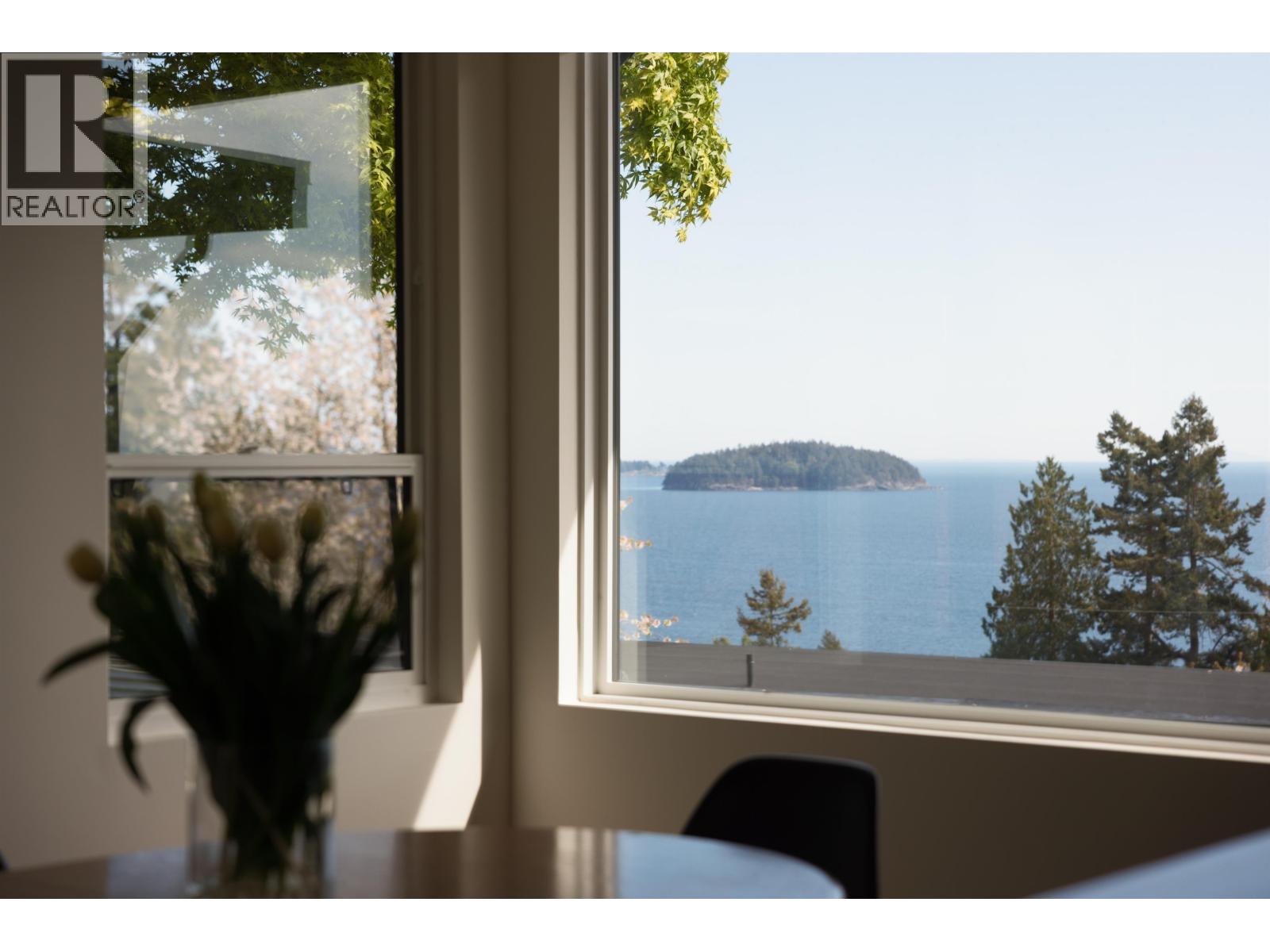 127 Mahan Road, Gibsons, British Columbia  V0N 1V3 - Photo 9 - R3117136