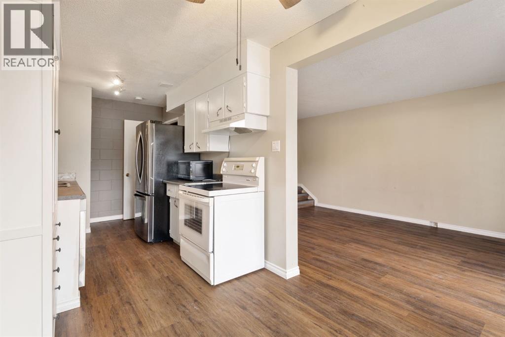 6, 6147 Buckthorn Road NW, Calgary, Alberta  T2K 2Z2 - Photo 8 - A2278314