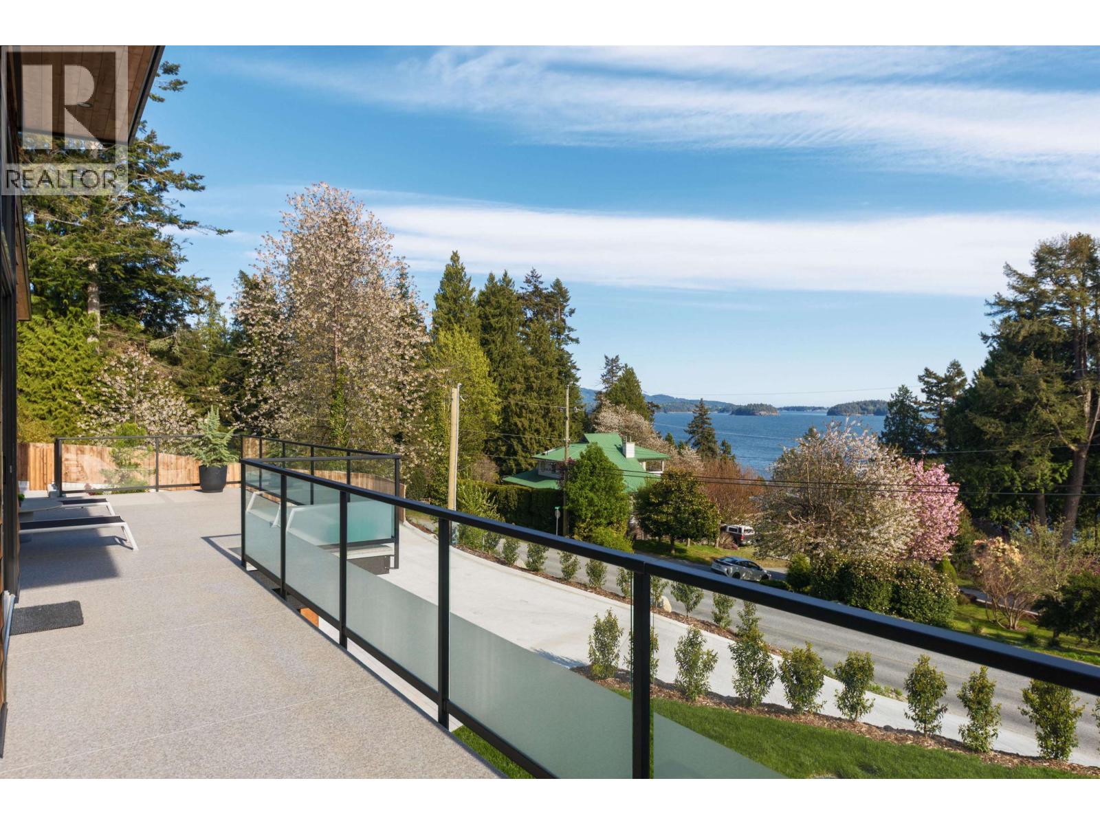 980 Gower Point Road, Gibsons, British Columbia  V0N 1V3 - Photo 31 - R3117142