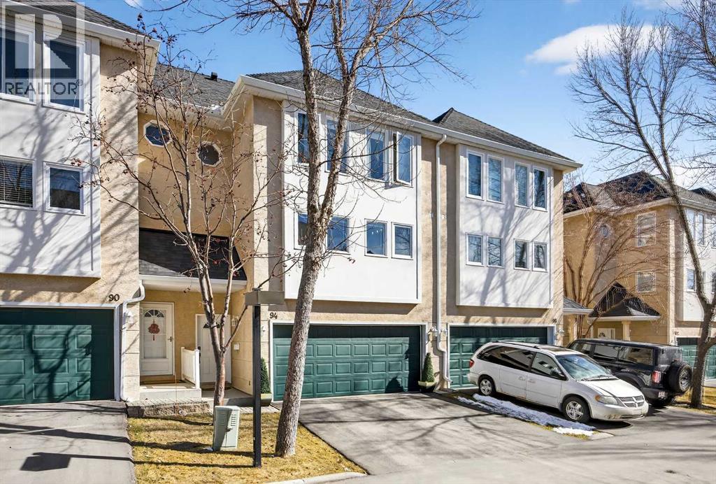 94 Candle Terrace Sw, Calgary, Alberta  T2W 6G7 - Photo 1 - A2296042