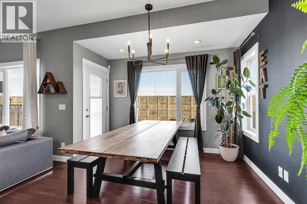 317 Panora Way Nw, Calgary, Alberta  T3K 0V1 - Photo 12 - A2306131