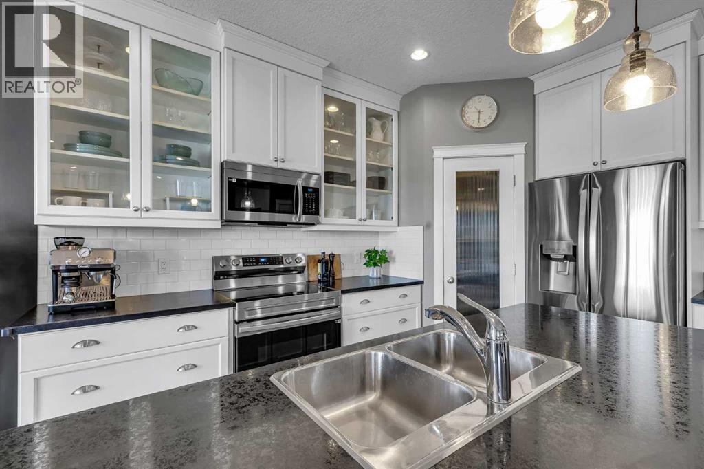 317 Panora Way Nw, Calgary, Alberta  T3K 0V1 - Photo 13 - A2306131