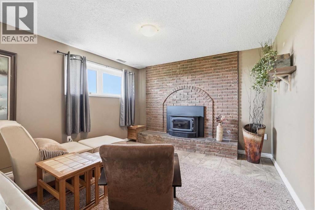 314 12 Avenue Sw, High River, Alberta  T1V 1A6 - Photo 21 - A2306474