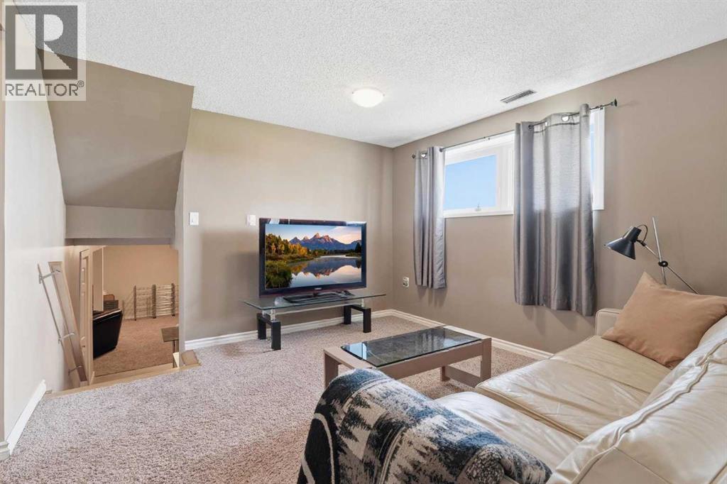 314 12 Avenue Sw, High River, Alberta  T1V 1A6 - Photo 19 - A2306474