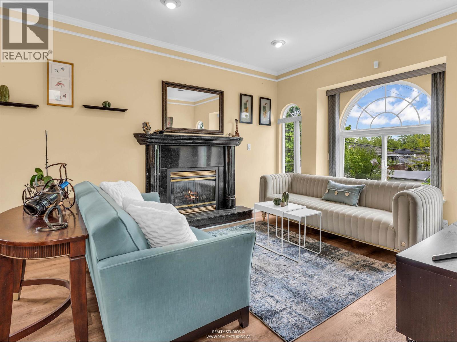 5323 Dumfries Street, Vancouver, British Columbia  V5P 3A3 - Photo 5 - R3118155