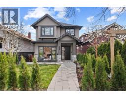 <div class="price">$1,620,000</div> 2238 E 5th Avenue, Vancouver<br><div style="margin-bottom:8px;"><small>Rennie & Associates Realty Ltd.</small></div><div class='bed_bath'>3 Bed | 3 Bath</div>