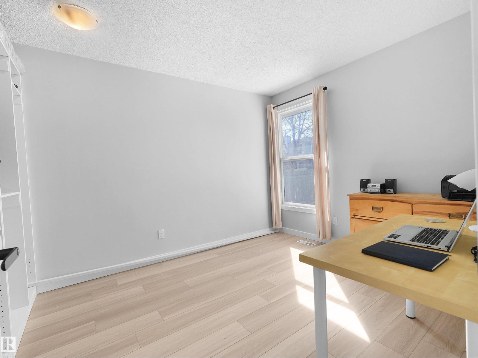 1164 Knottwood Rd E Nw, Edmonton, Alberta  T6K 2K5 - Photo 17 - E4485051