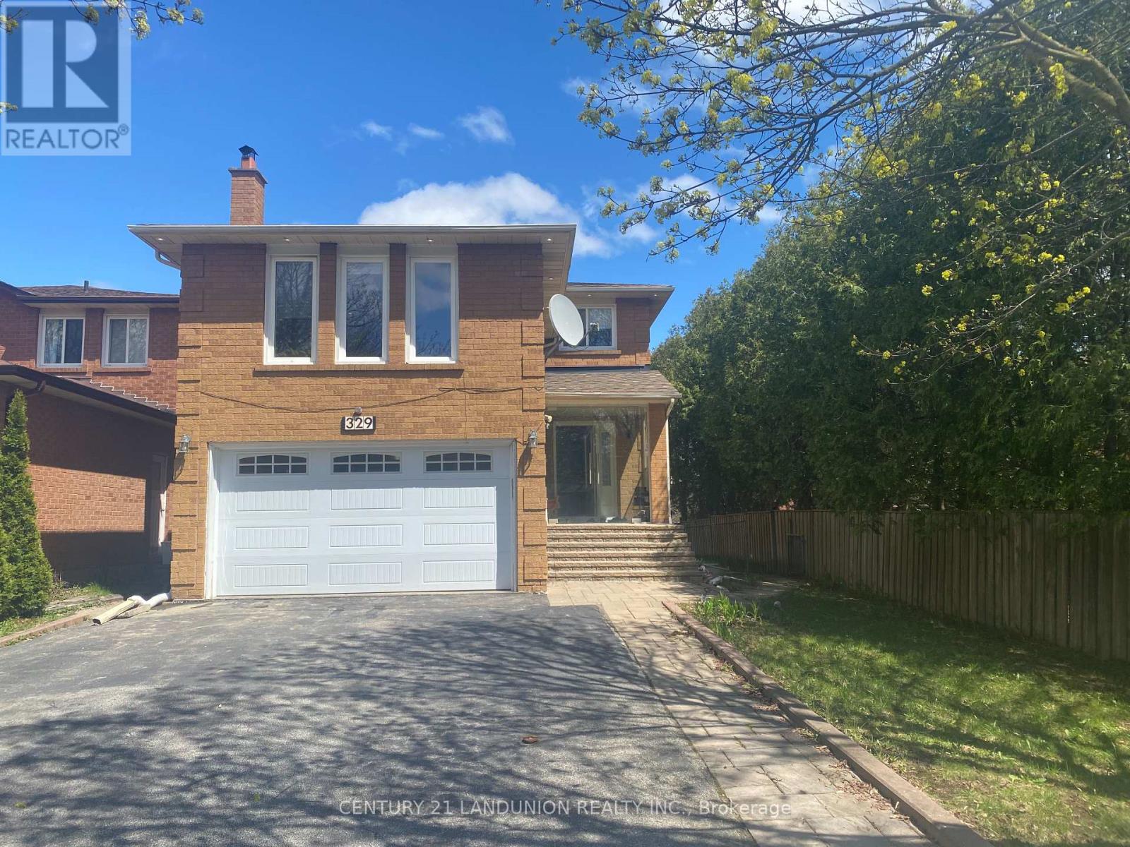 329 ATHA AVENUE, Richmond Hill, Ontario