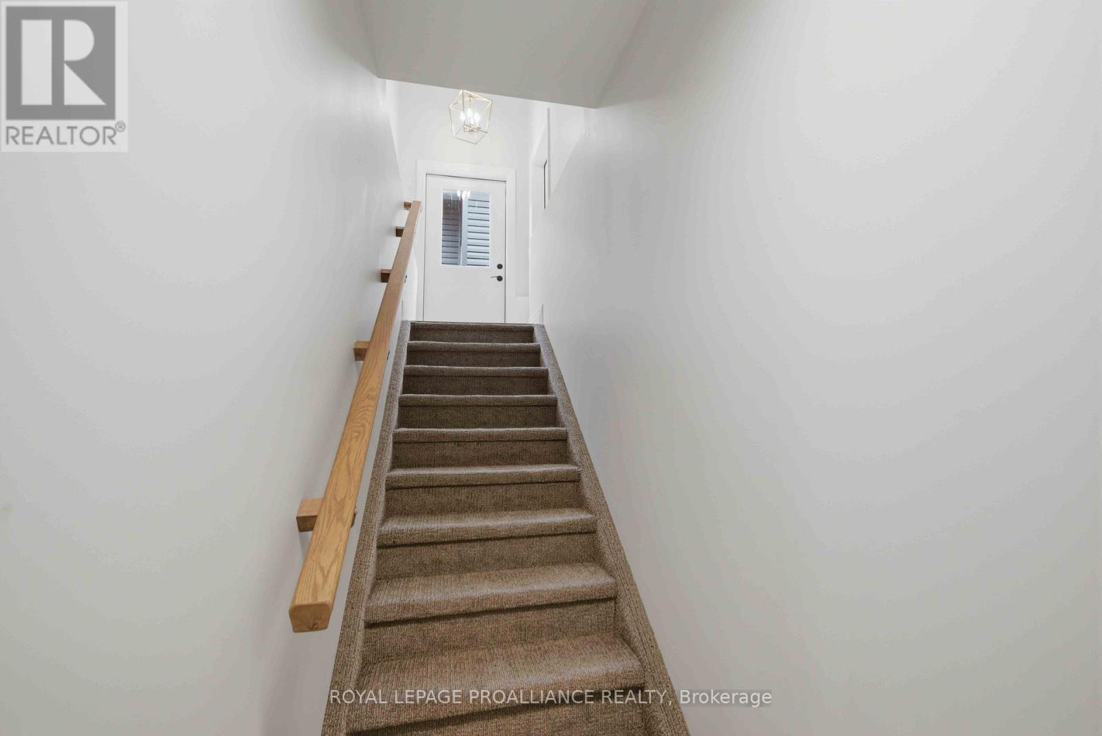 31 Schmidt Way, Quinte West, Ontario  K8V 0L5 - Photo 25 - X13059762