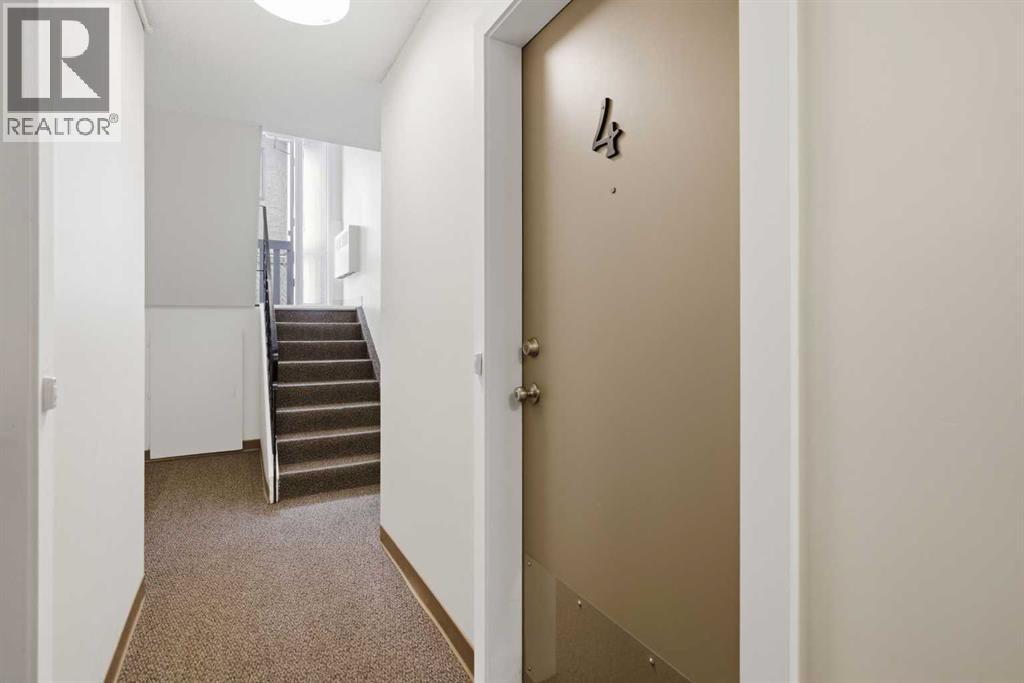 6131 Bowness Road NW, Calgary, Alberta  T3B 0C9 - Photo 26 - A2296697