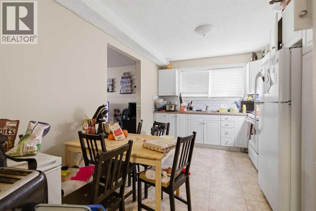 6131 Bowness Road NW, Calgary, Alberta  T3B 0C9 - Photo 23 - A2296697