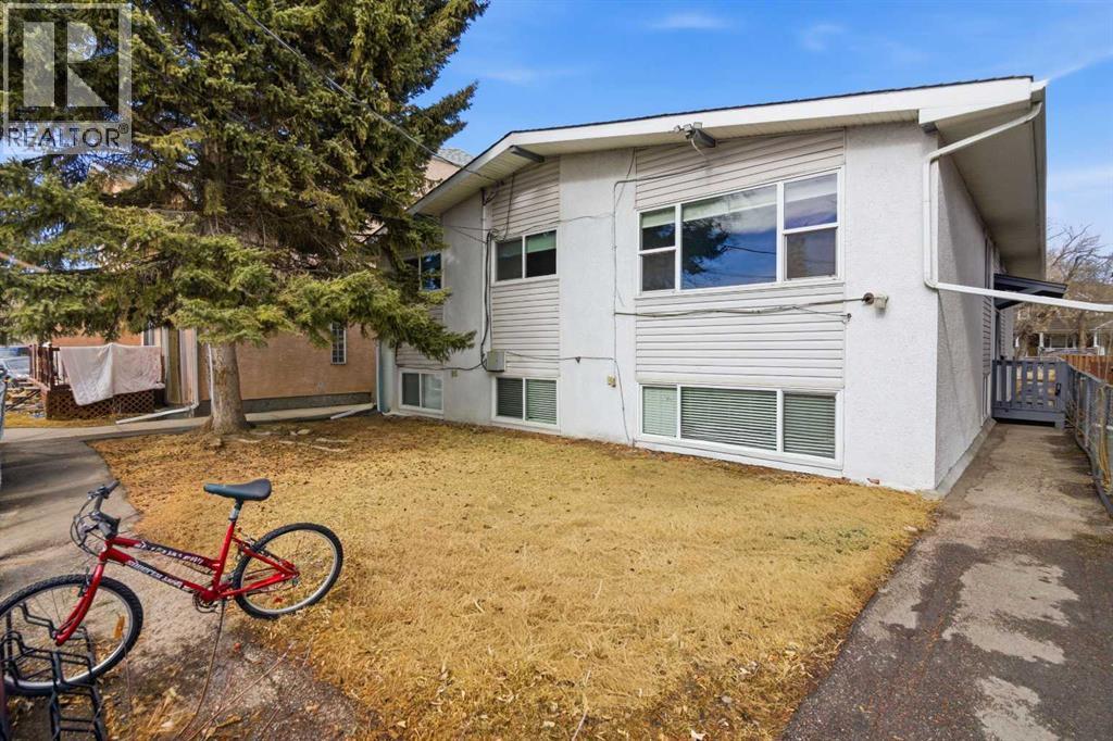 6131 Bowness Road NW, Calgary, Alberta  T3B 0C9 - Photo 5 - A2296697