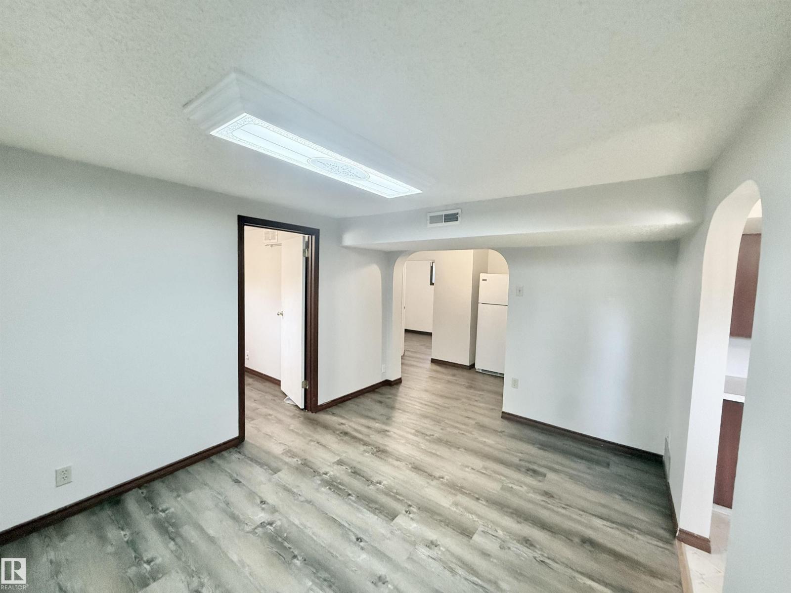 9330 72 Av Nw Nw, Edmonton, Alberta  T6E 0V8 - Photo 29 - E4485054