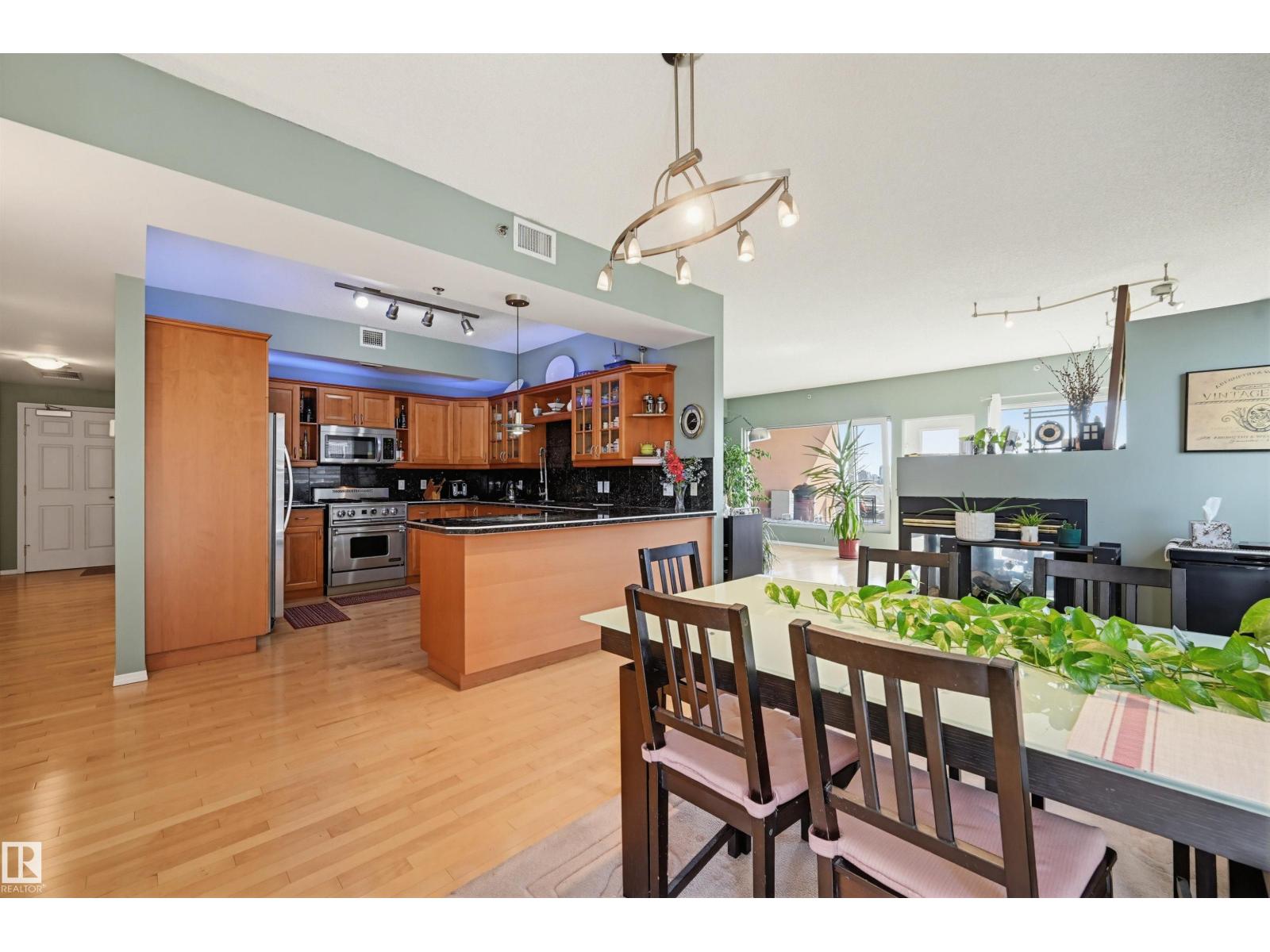 #801 9708 110 St Nw, Edmonton, Alberta  T5K 2W3 - Photo 15 - E4485057