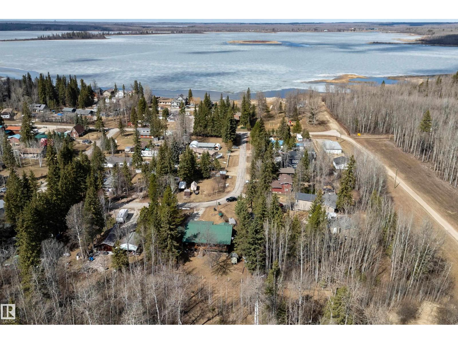 1411 Park Cr, Rural Lac Ste. Anne County, Alberta  T0E 0A2 - Photo 49 - E4485052