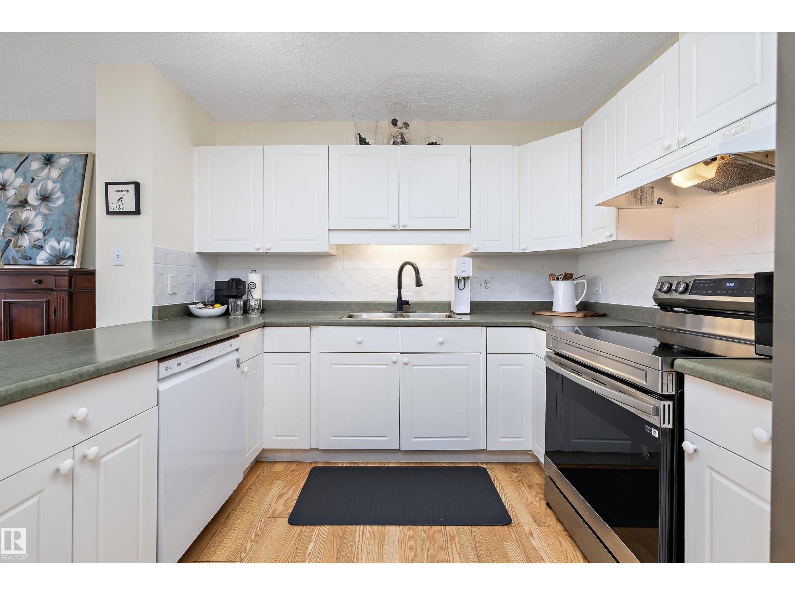 #21 2004 Grantham Co Nw, Edmonton, Alberta  T5T 6R9 - Photo 14 - E4485056