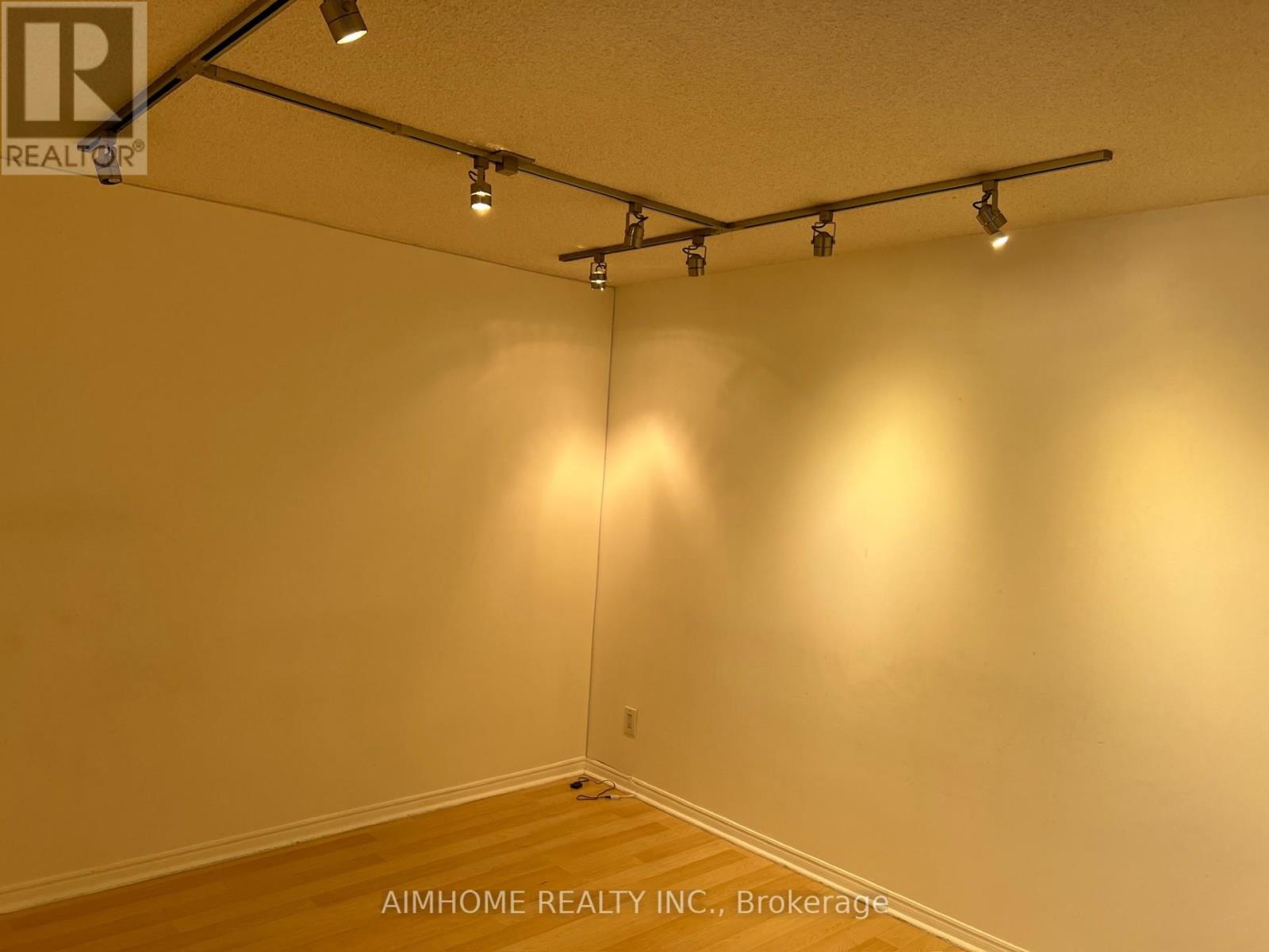 310 - 7 Bishop Avenue, Toronto, Ontario  M2M 4J4 - Photo 10 - C12891404